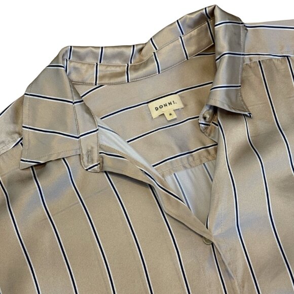 302. DONNI The Silk Pinstripe Shirt  Sand-Pinstripe $434 EUC Medium - Picture 5 of 6